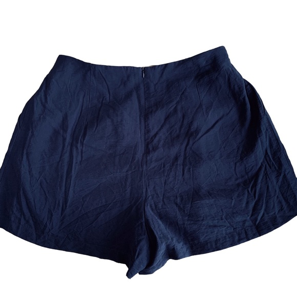 ALL IN FAVOR LOOSE FIT SHORTS - Picture 11 of 15